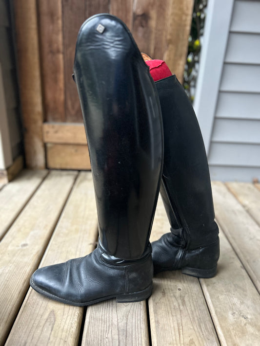 DeNiro Giotto size 40.5 50/37 tall boots. Calf 15.5” height 20” to ground up back