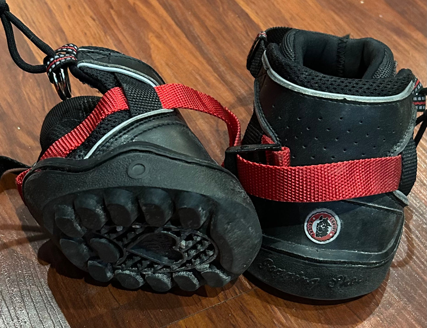Equine Fusion ultra jogging shoes size 10. Set of 2. Excellent condition