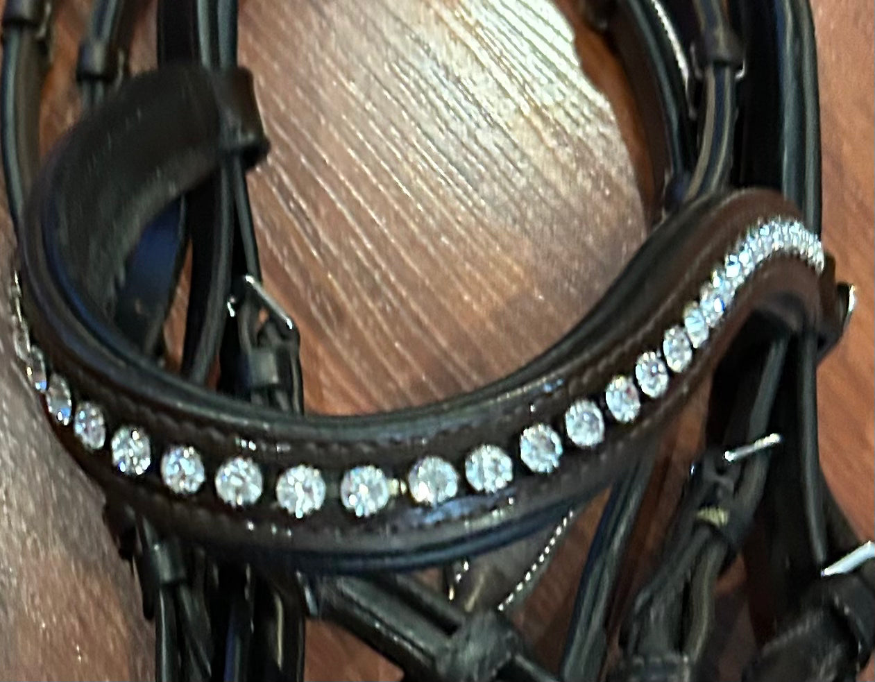Solo Brown snaffle bridle full size with reins