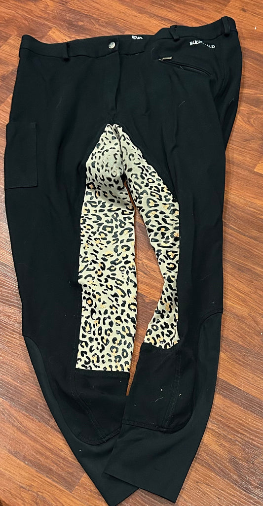 36R curvy Buckwild black cheetah print full seat breeches