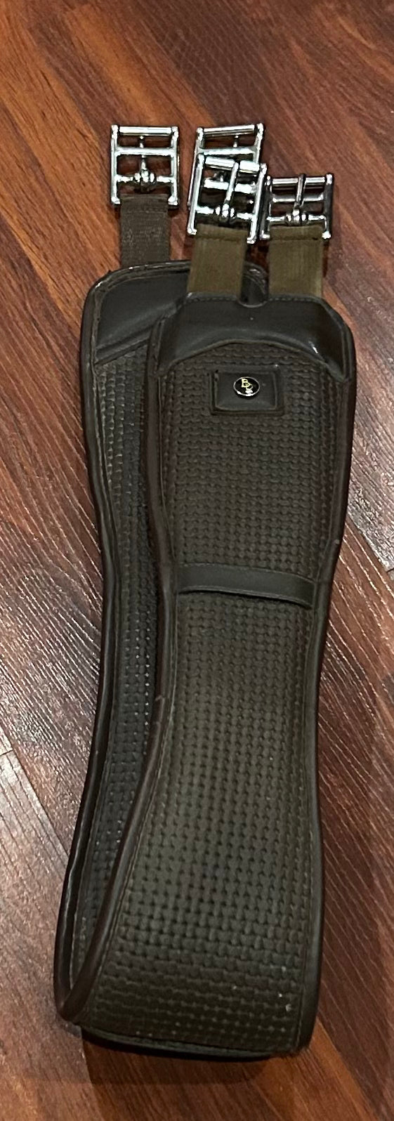 BR 38” Brown neoprene girth. Elastic one side.