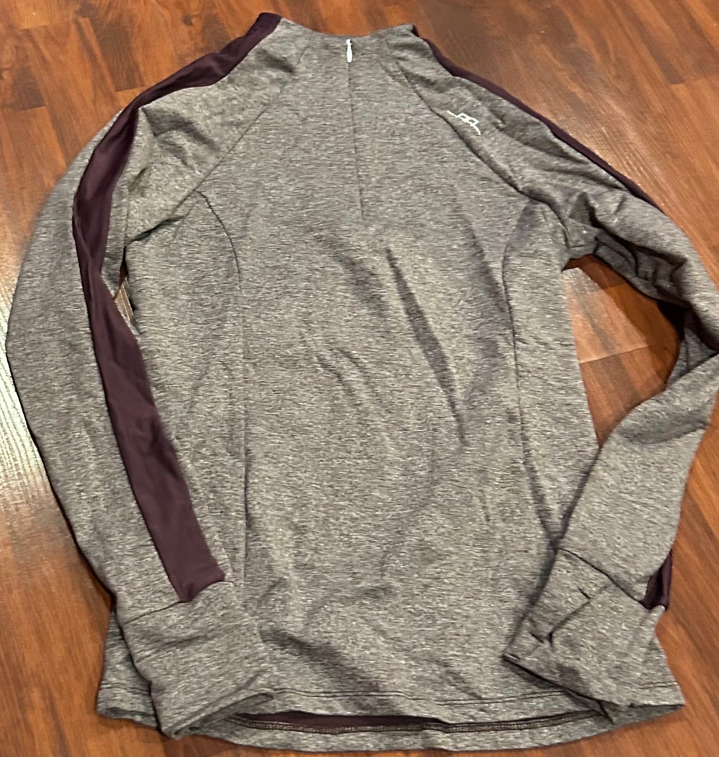 AA medium purple long sleeve 1/4 zip with mesh