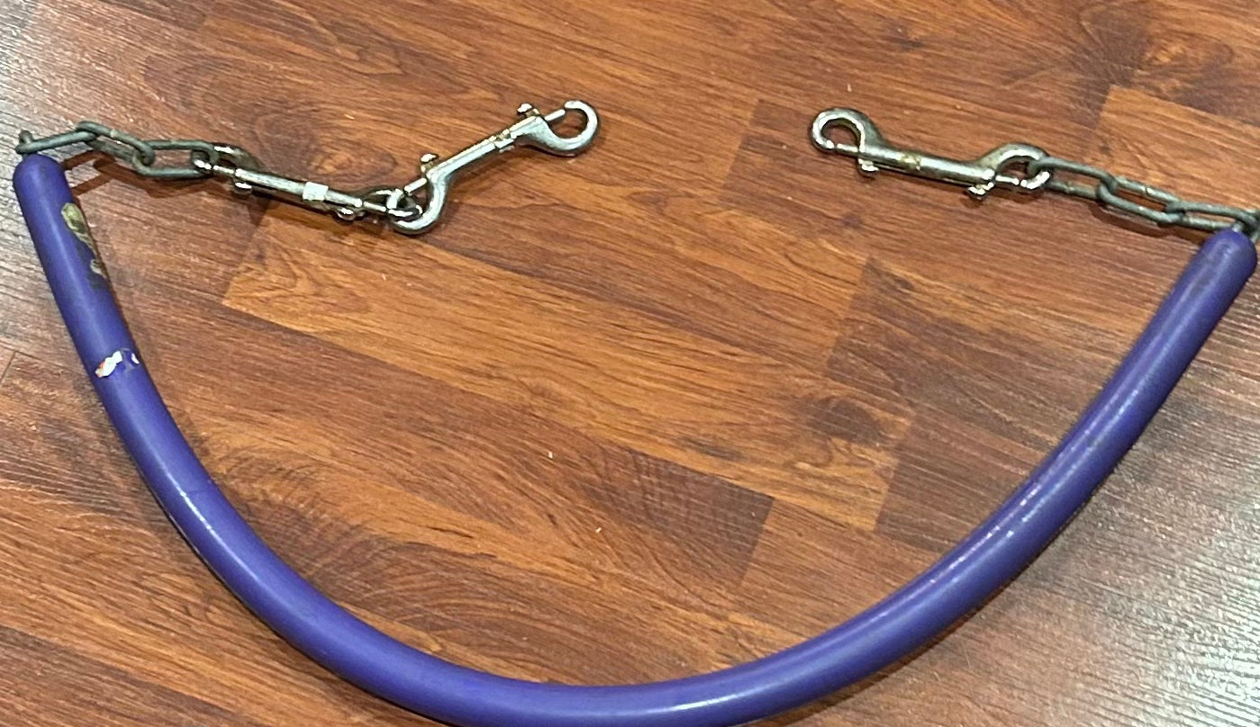 Purple stall guard with snaps