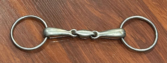 5.75” loose ring with lozenge