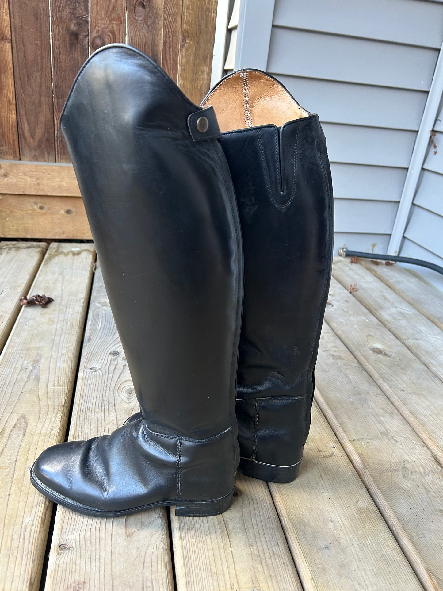 Ariat 7.5 tall boots med calf (15.5”) 19” tall