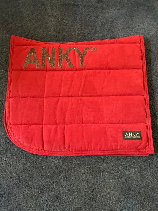 Anky dressage pad vibrant red excellent condition