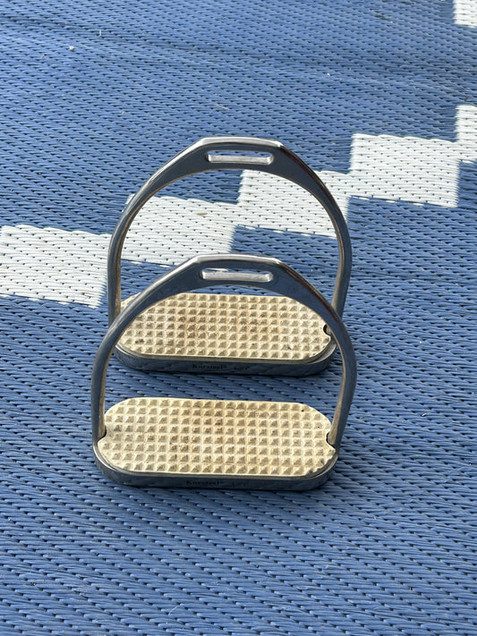 Korsteel 4.75” stirrup irons