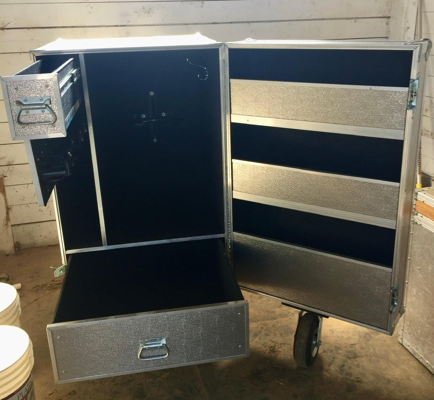 Custom Clydesdale Tack Locker – All About Tack