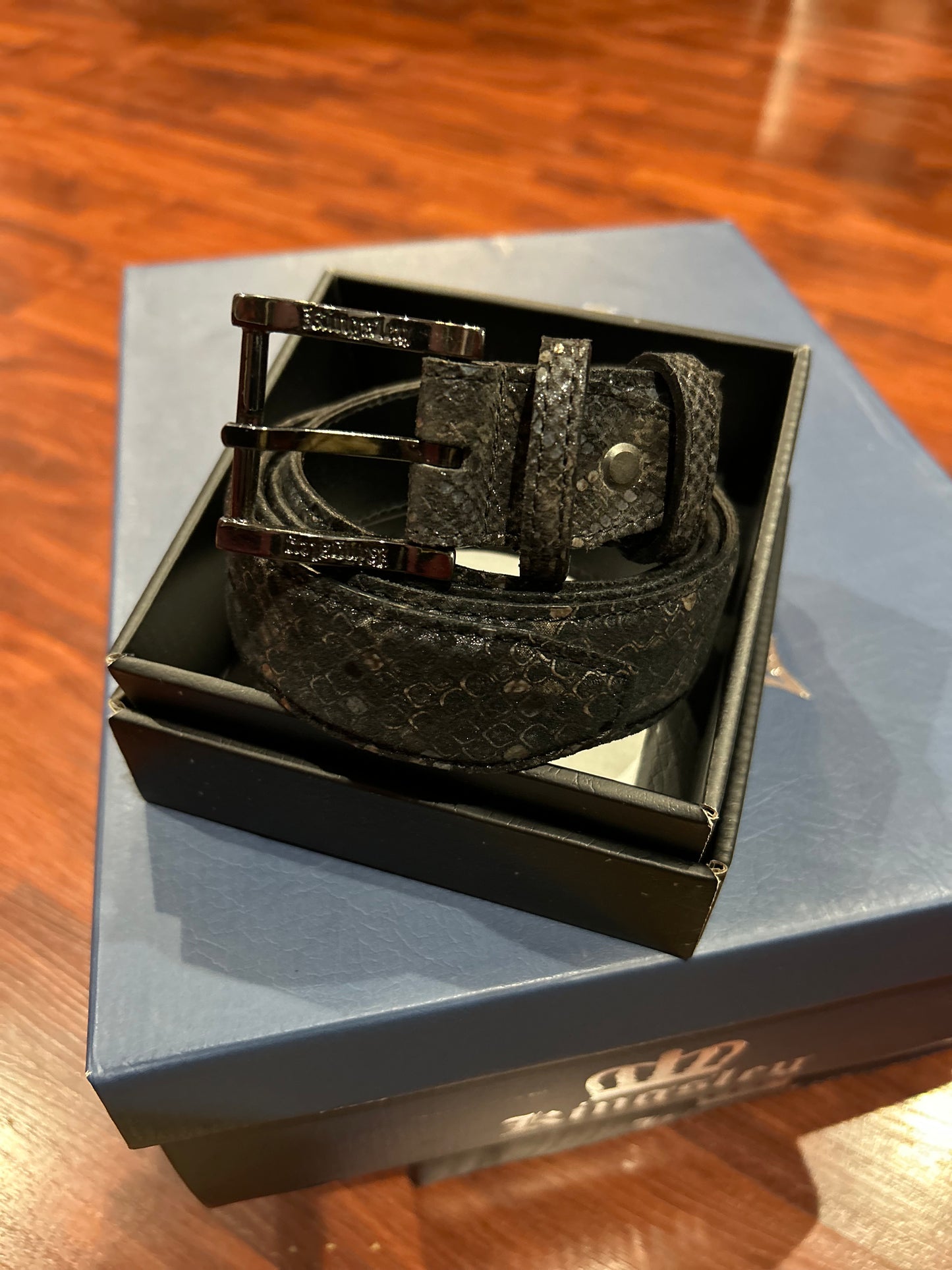 Kingsley belt boa blue. New.