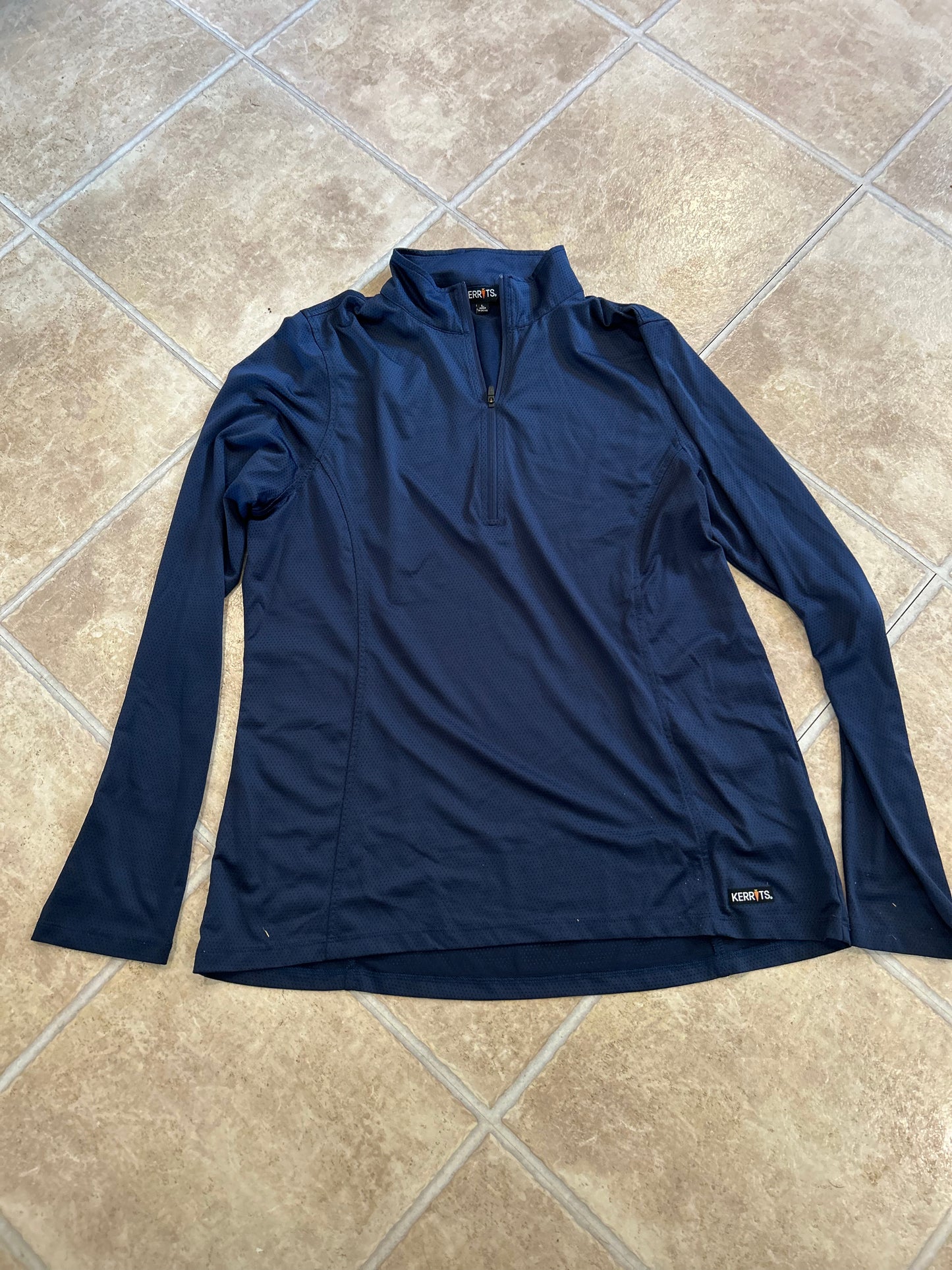 Kerrits large navy sun shirt