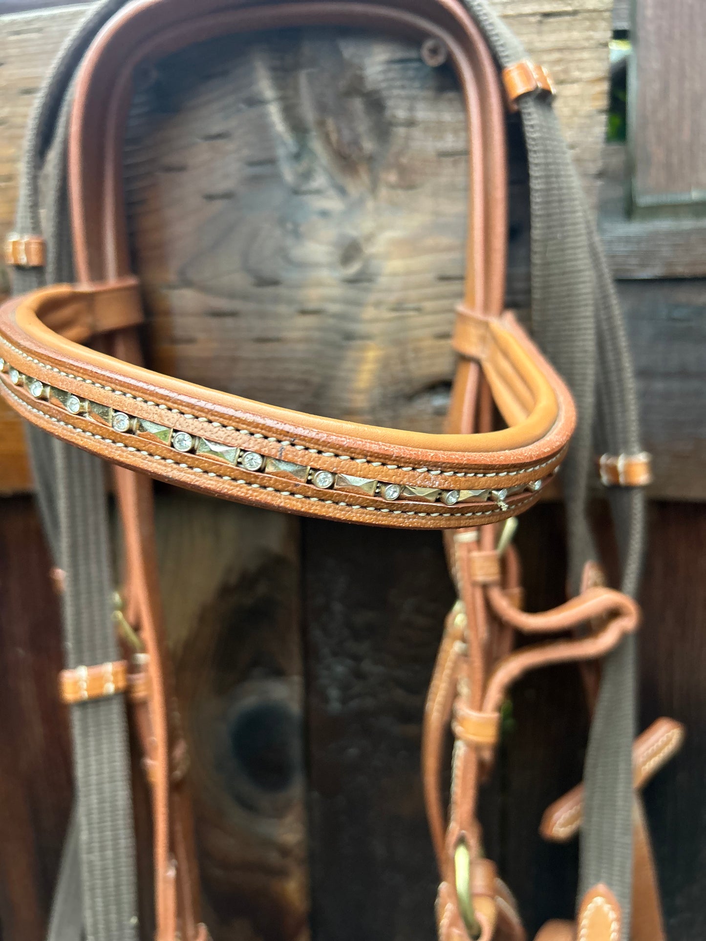 Full size figure 8 light brown bling bridle