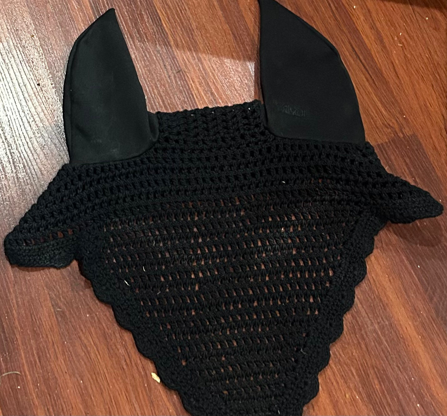 Eskadron black full size fly bonnet