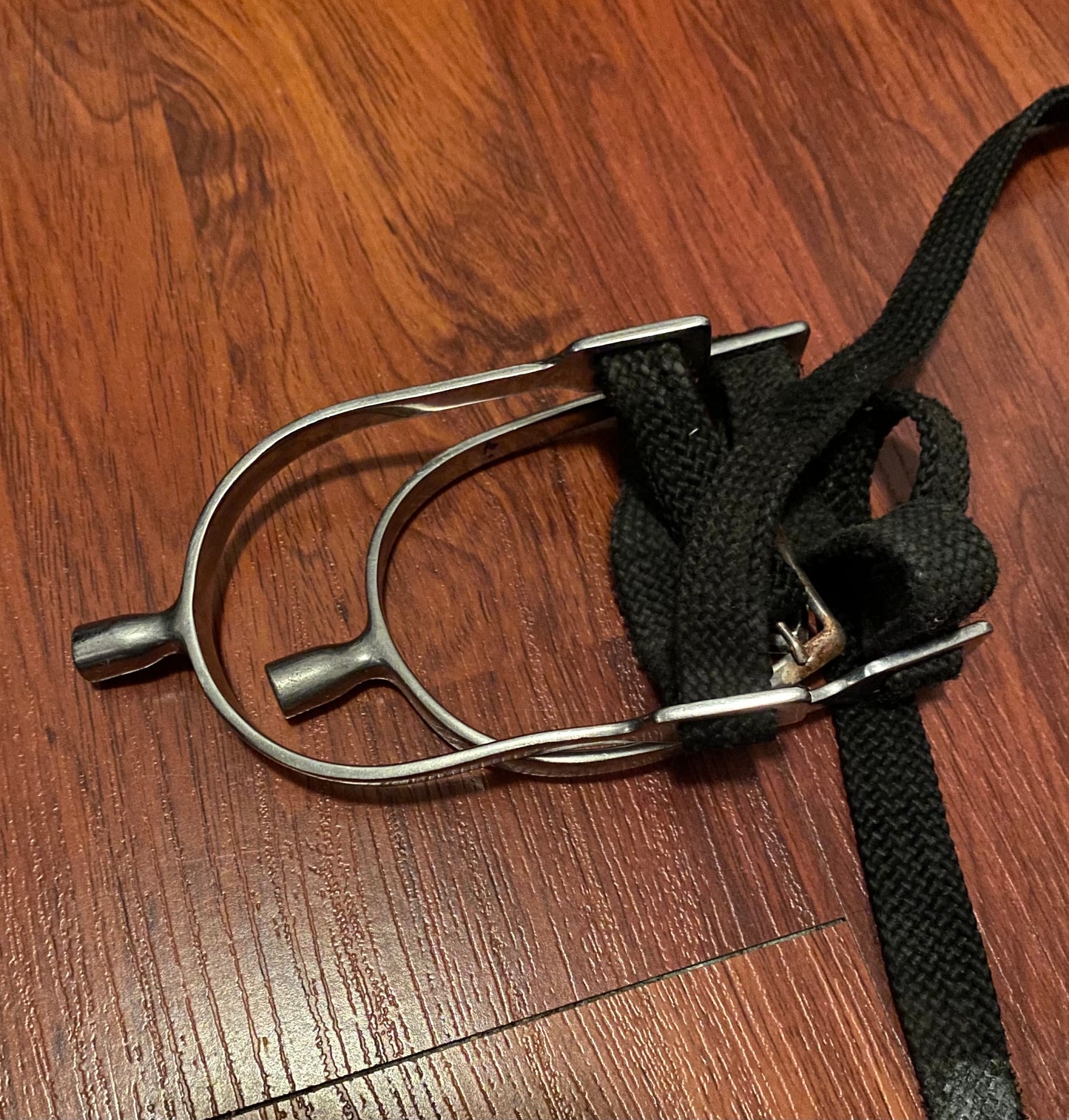 Spurs with nylon straps